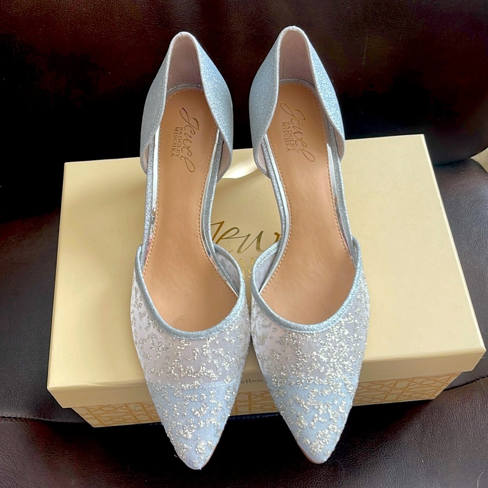 Badgley Mischka Silver Glitter Pointed D'Orsay Pumps